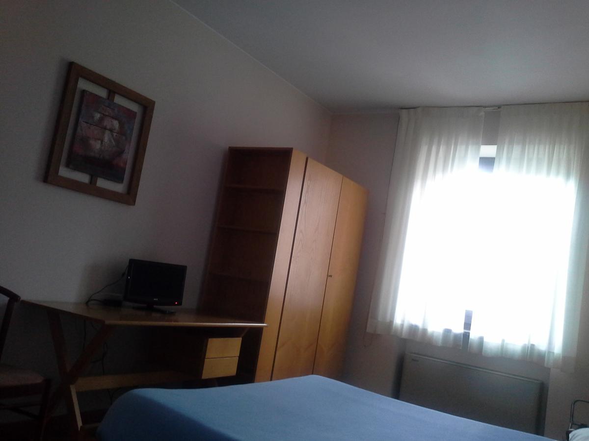 Hotel Ticino Ristorante Chierico Carbonara al Ticino Εξωτερικό φωτογραφία