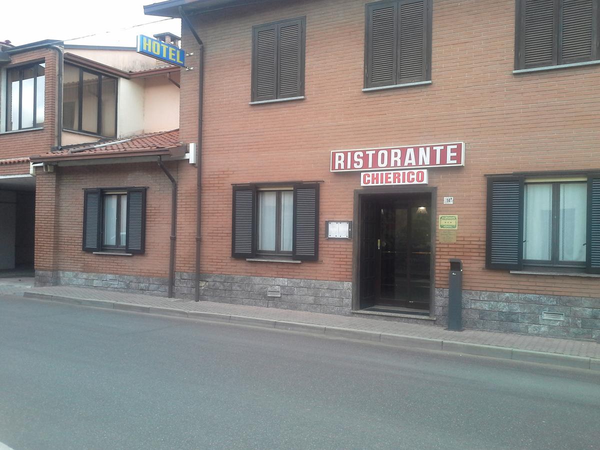 Hotel Ticino Ristorante Chierico Carbonara al Ticino Εξωτερικό φωτογραφία